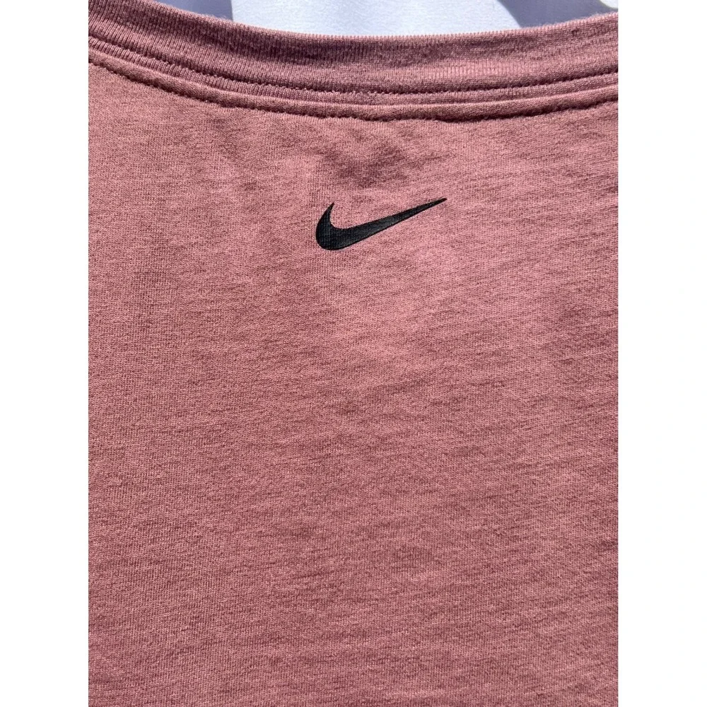Nike Dri-FIT Womens Script Logo T-Shirt Mauve Pink Short‎ Sleeve XS